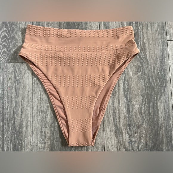 Aerie jacquard knot front scoop top and jacquard high cut cheeky bottoms. Sz Xs - Picture 4 of 14